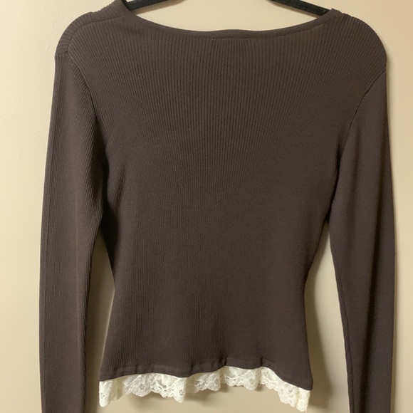 Ladies Top - Picture 2 of 4